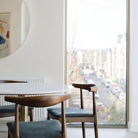 Huband Place * دبلن