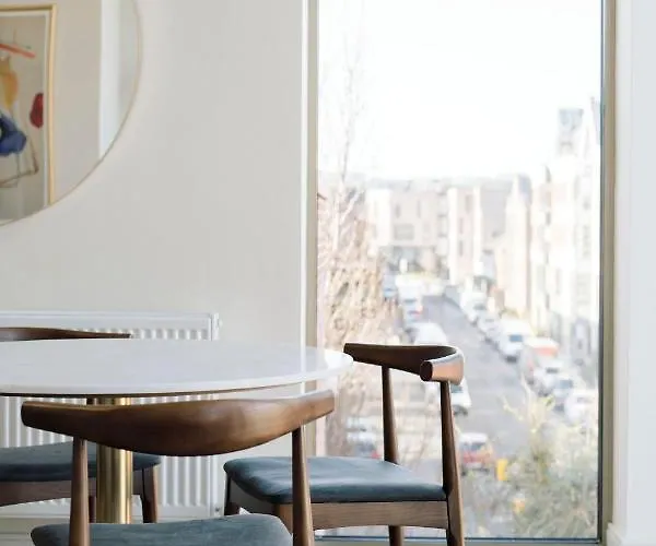 Huband Place * Dublin